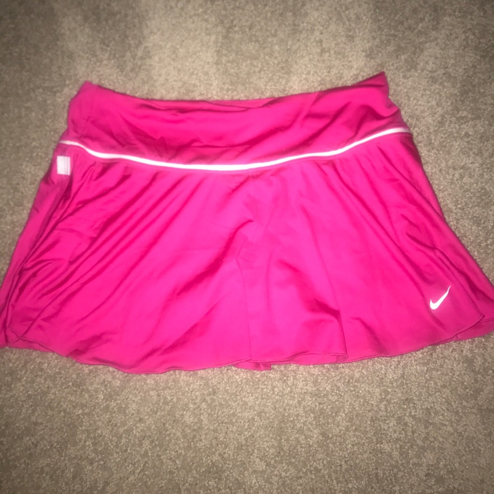 Cute hot pink Nike tennis skirt